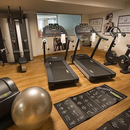 Otel Montana 4*